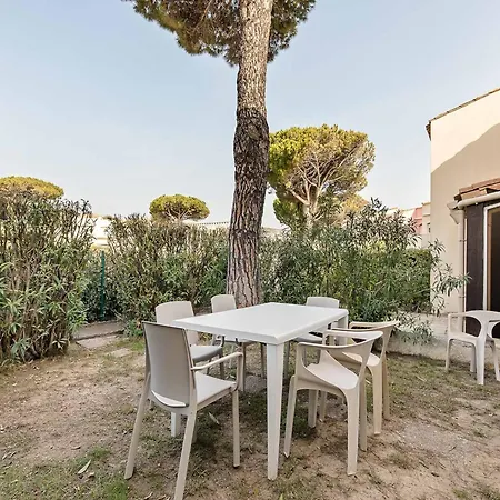 Апартаменти Cozy Beachside In Агд